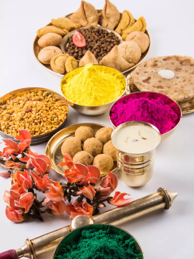 Delicious Food Items to Holi