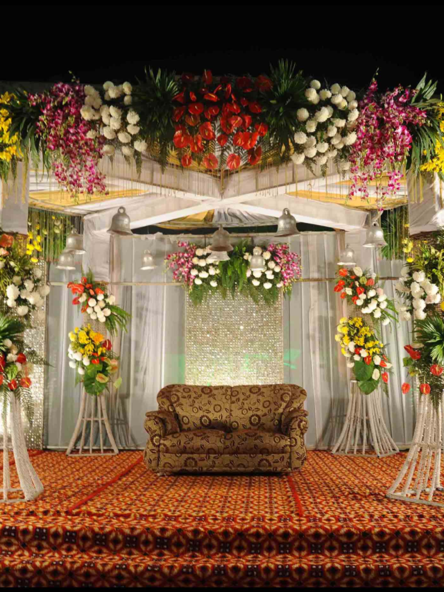 Ideas for Decorating the Wedding Reception Stage That Will Blow Your Mind!